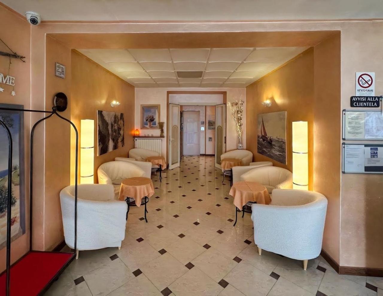 Hotel Avogadro San Pellegrino Terme Exterior photo