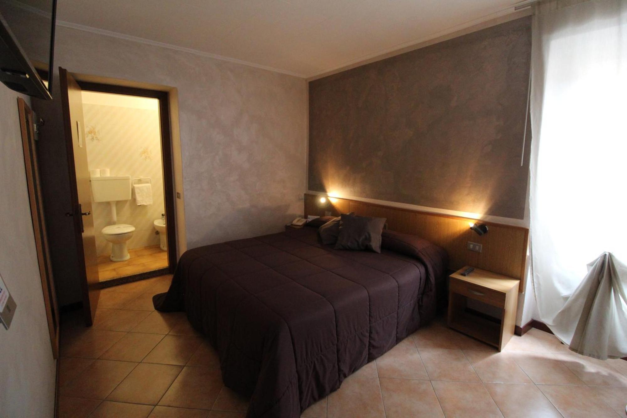 Hotel Avogadro San Pellegrino Terme Exterior photo